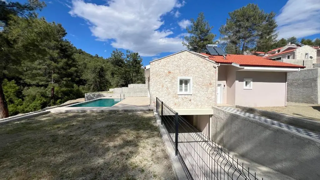 Uzumlu home